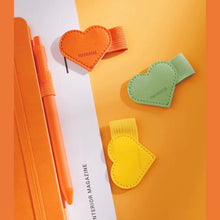 Load image into Gallery viewer, Paperideas Pen Loop multiple colours heart shape